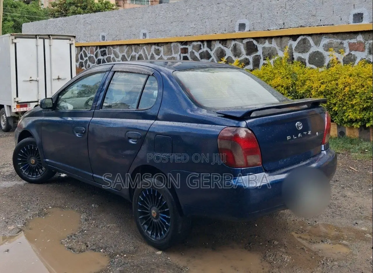 Toyota Platz 1.0 FWD 2002 Blue