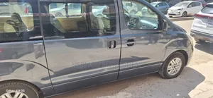 Hyundai H1 2016 Black