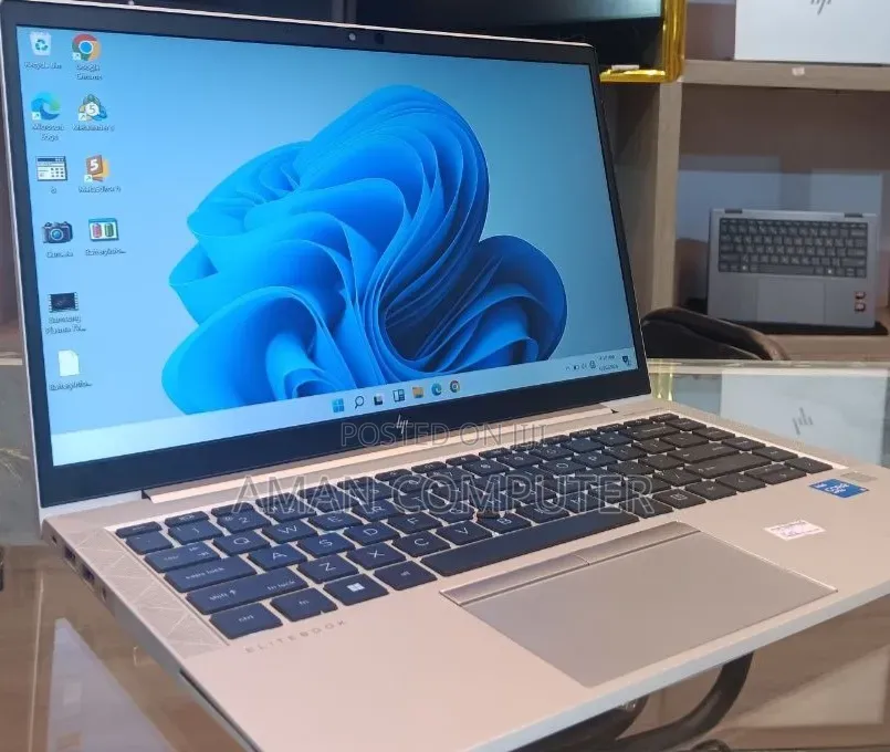 New Laptop HP EliteBook 840 G8 16GB Intel Core i5 SSD 512GB