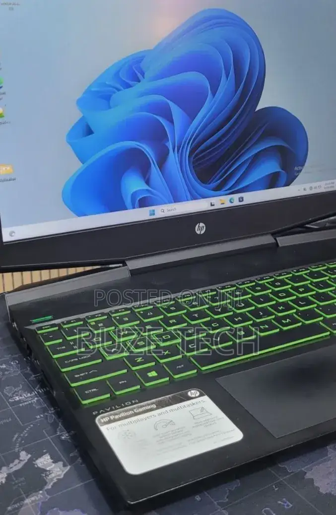 New Laptop HP Pavilion 15 16GB Intel Core i5 SSD 256GB