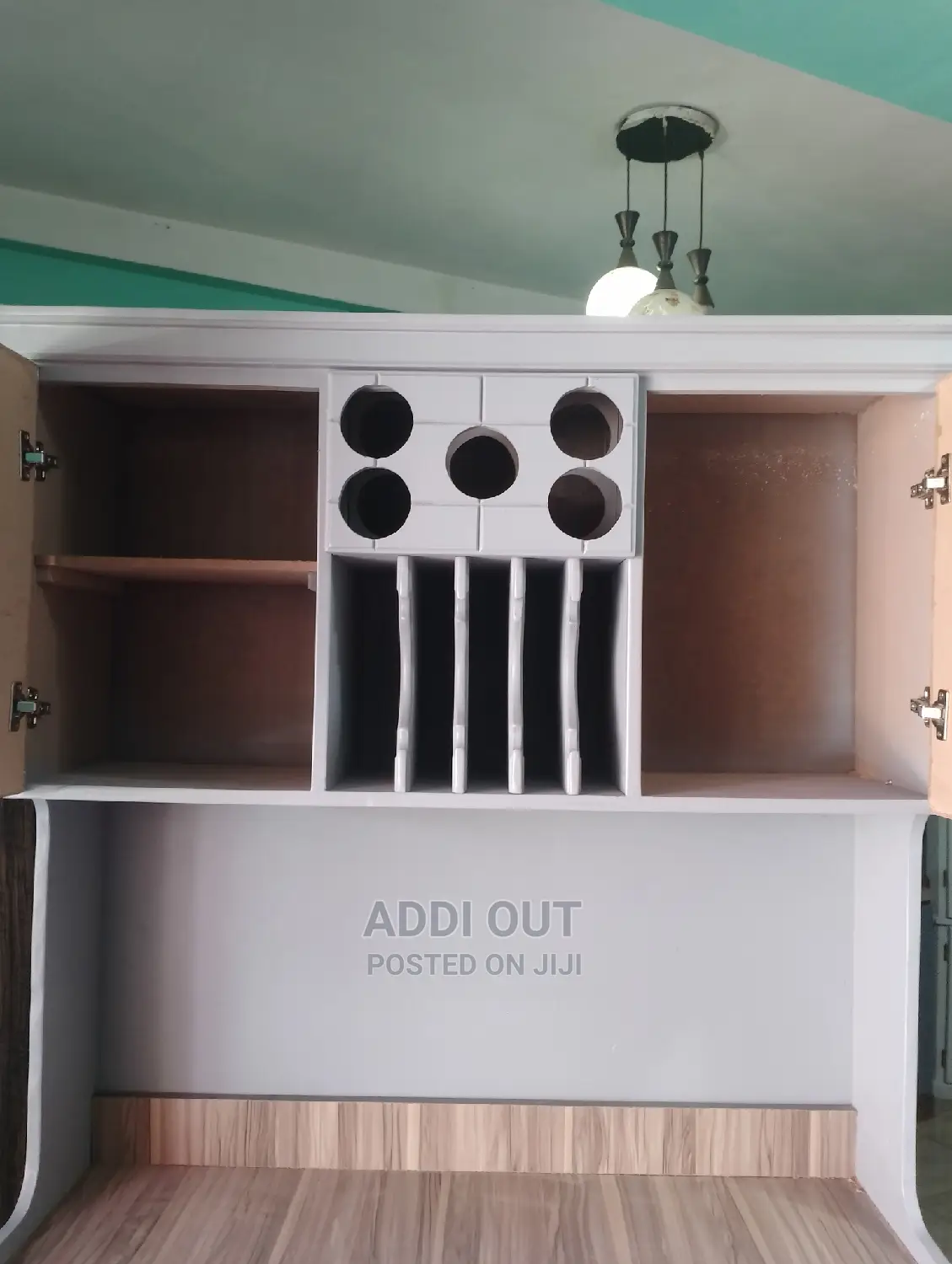 ኪችን ካብኔት/Kitchen Kabinat