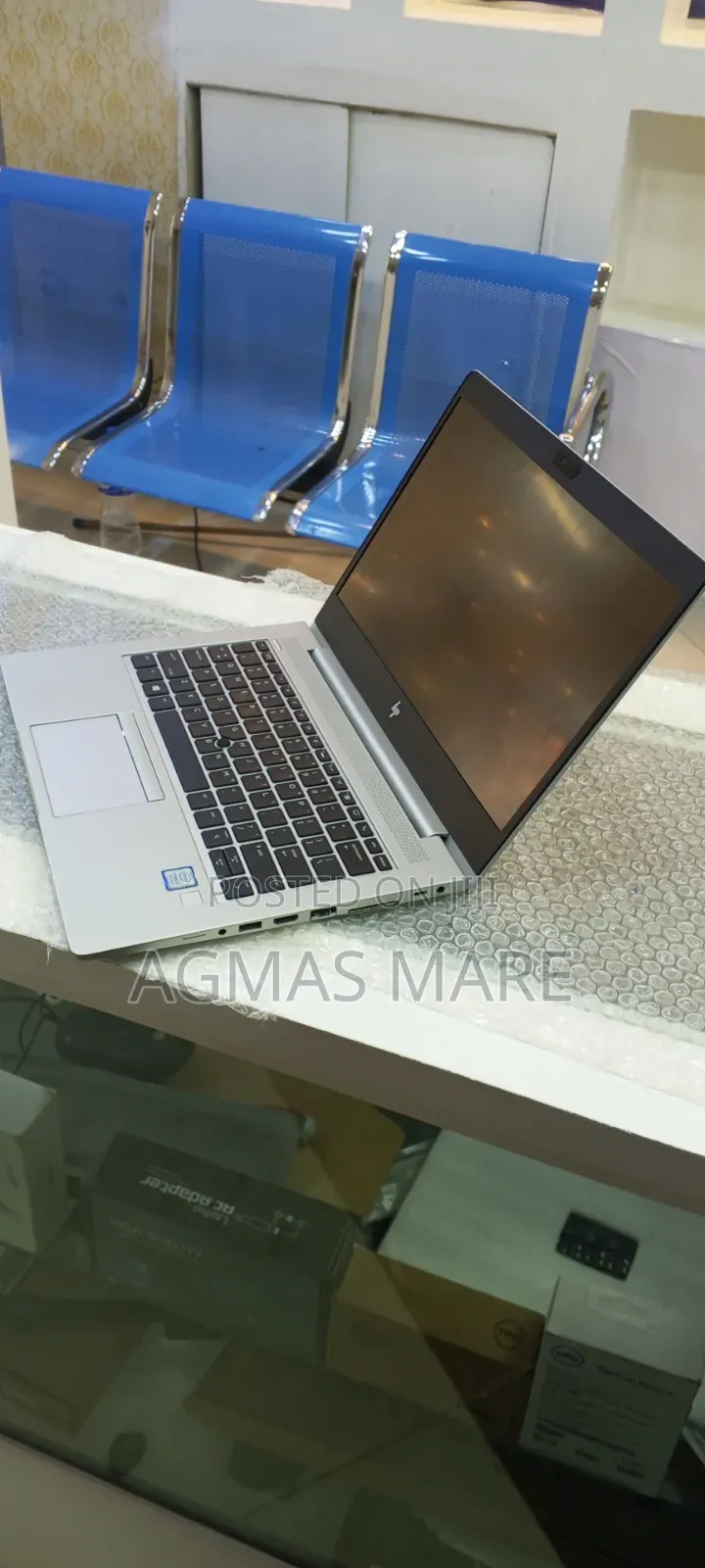 New Laptop HP EliteBook 830 G5 8GB Intel Core i5 SSD 512GB