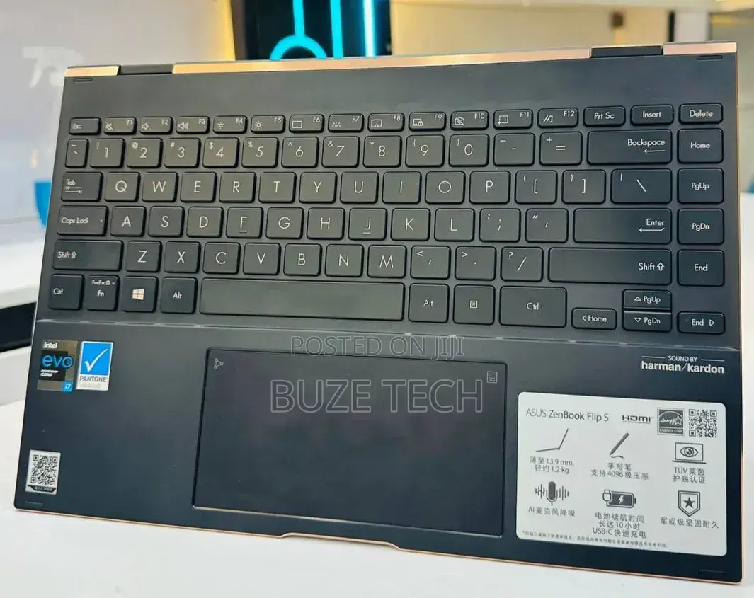New Laptop Asus ZenBook Flip 14 UX461UA 16GB Intel Core i7 SSD 512GB