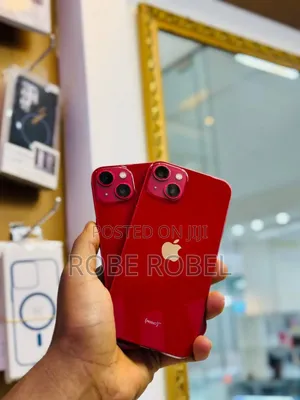 New Apple iPhone 13 128 GB Red