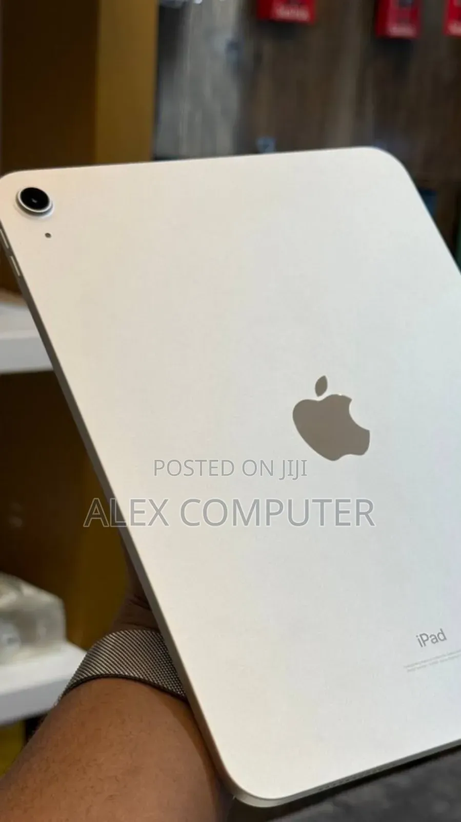 New Apple iPad 10.2 (2020) 64 GB Silver