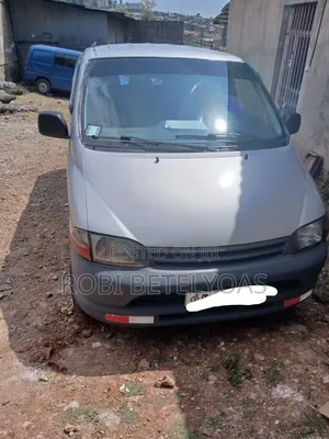 Toyota HiAce 2001 Silver