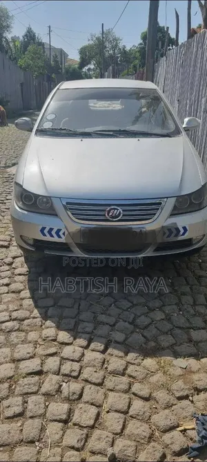 Lifan Abay 2011 Silver