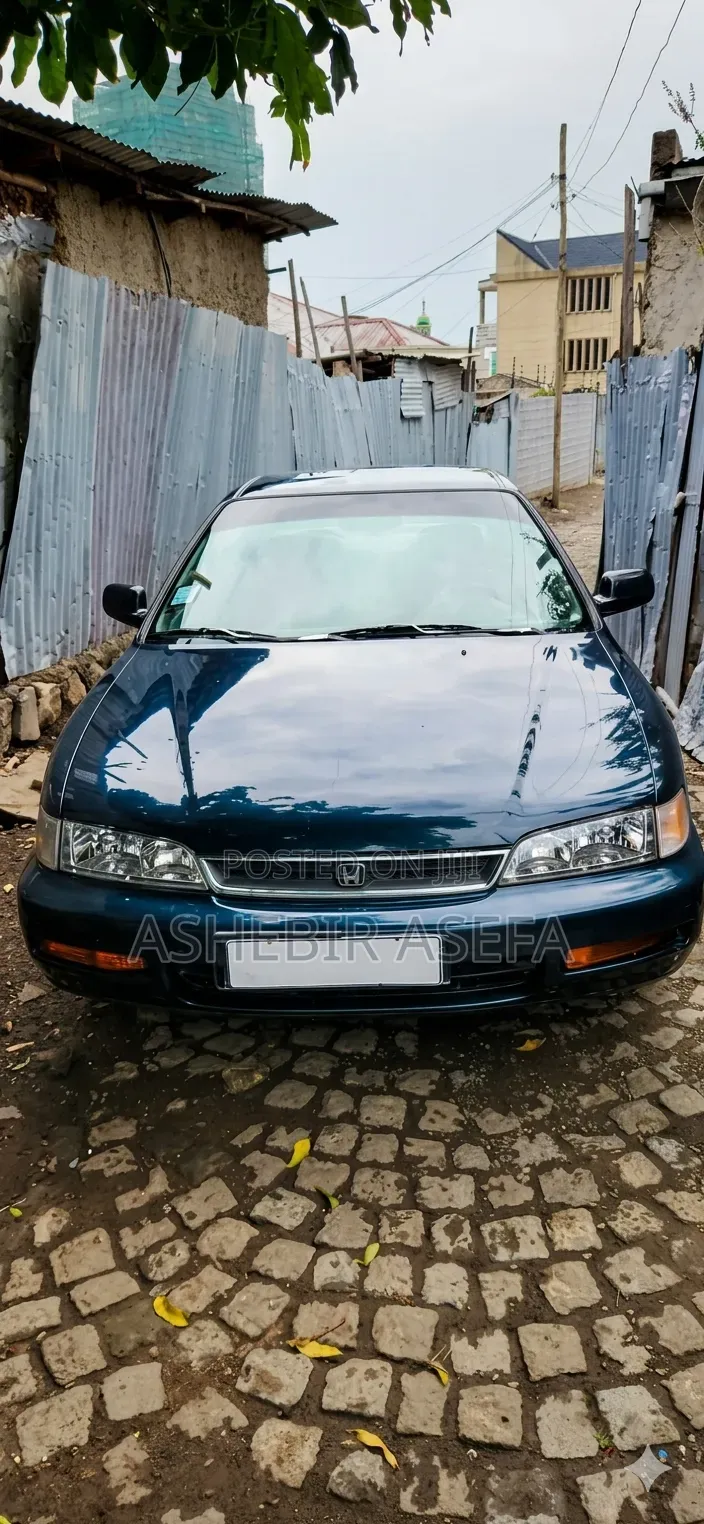 Honda Accord 1997 Blue