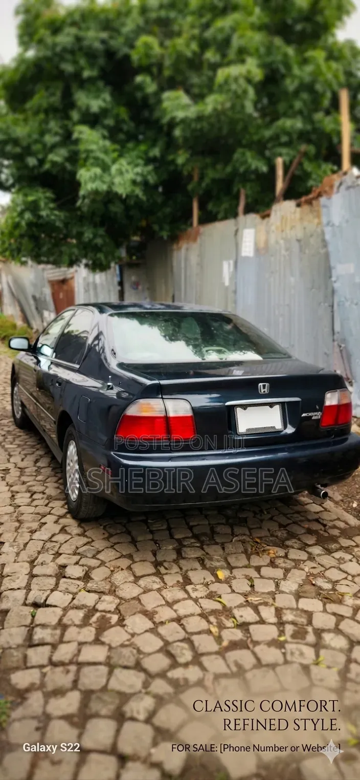 Honda Accord 1997 Blue