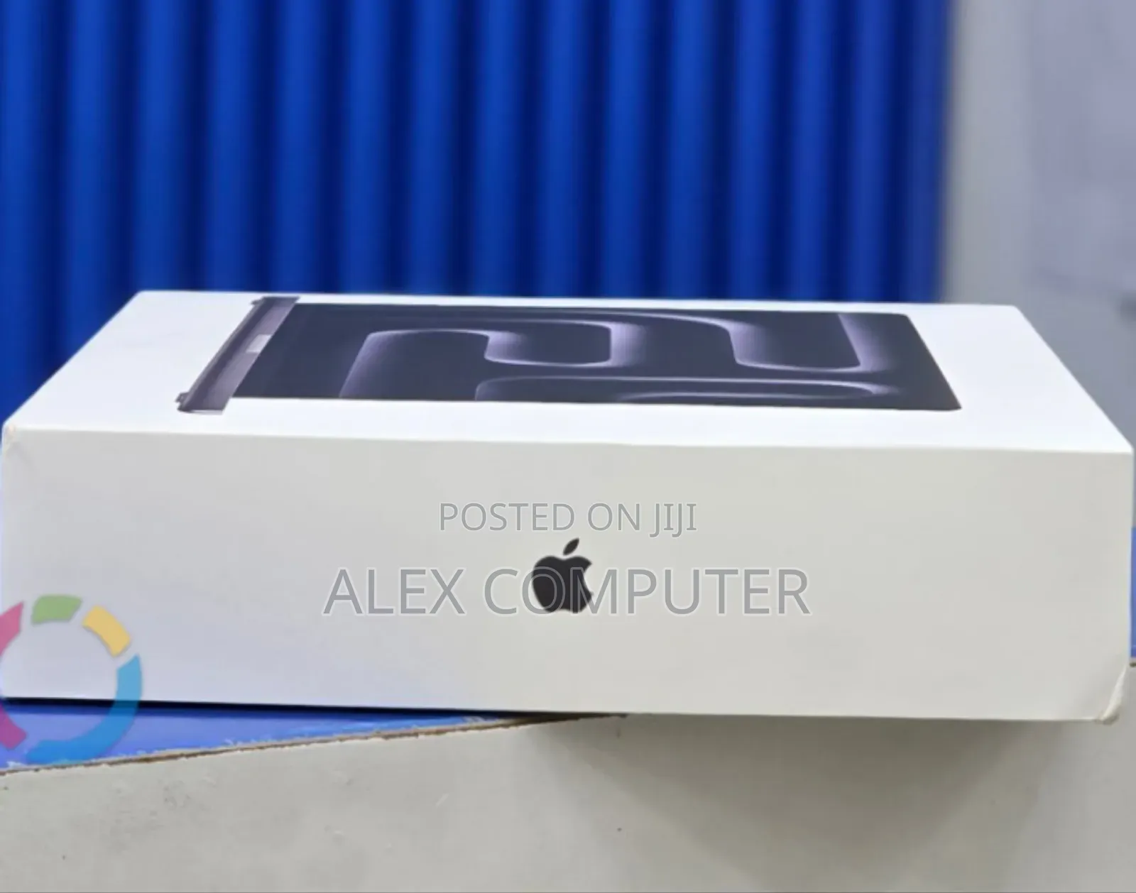 New Laptop Apple MacBook Pro 2025 M5 24GB Apple M5 Pro SSD 1T