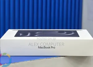 New Laptop Apple MacBook Pro 2025 M5 24GB Apple M5 Pro SSD 1T
