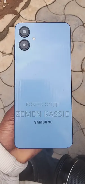 Samsung Galaxy A06 128 GB Black