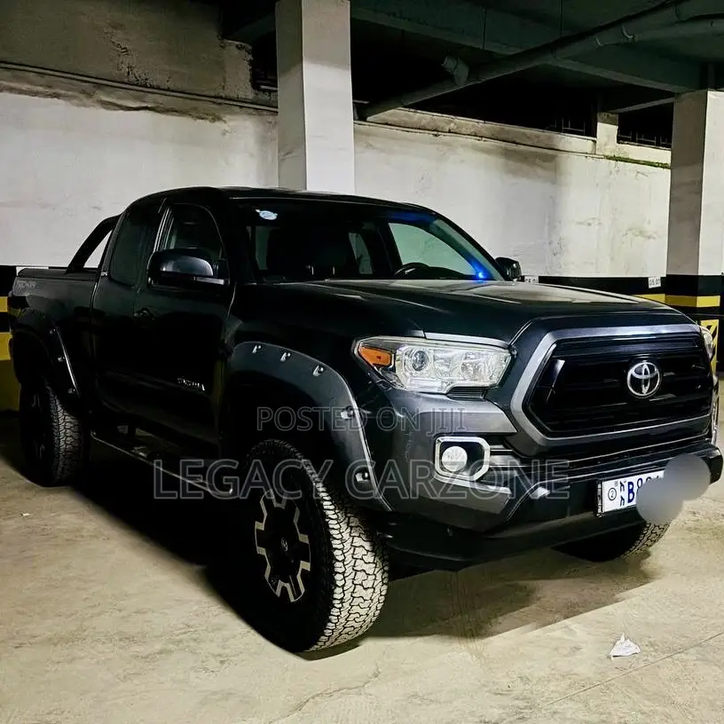 Toyota Tacoma 2021 Black