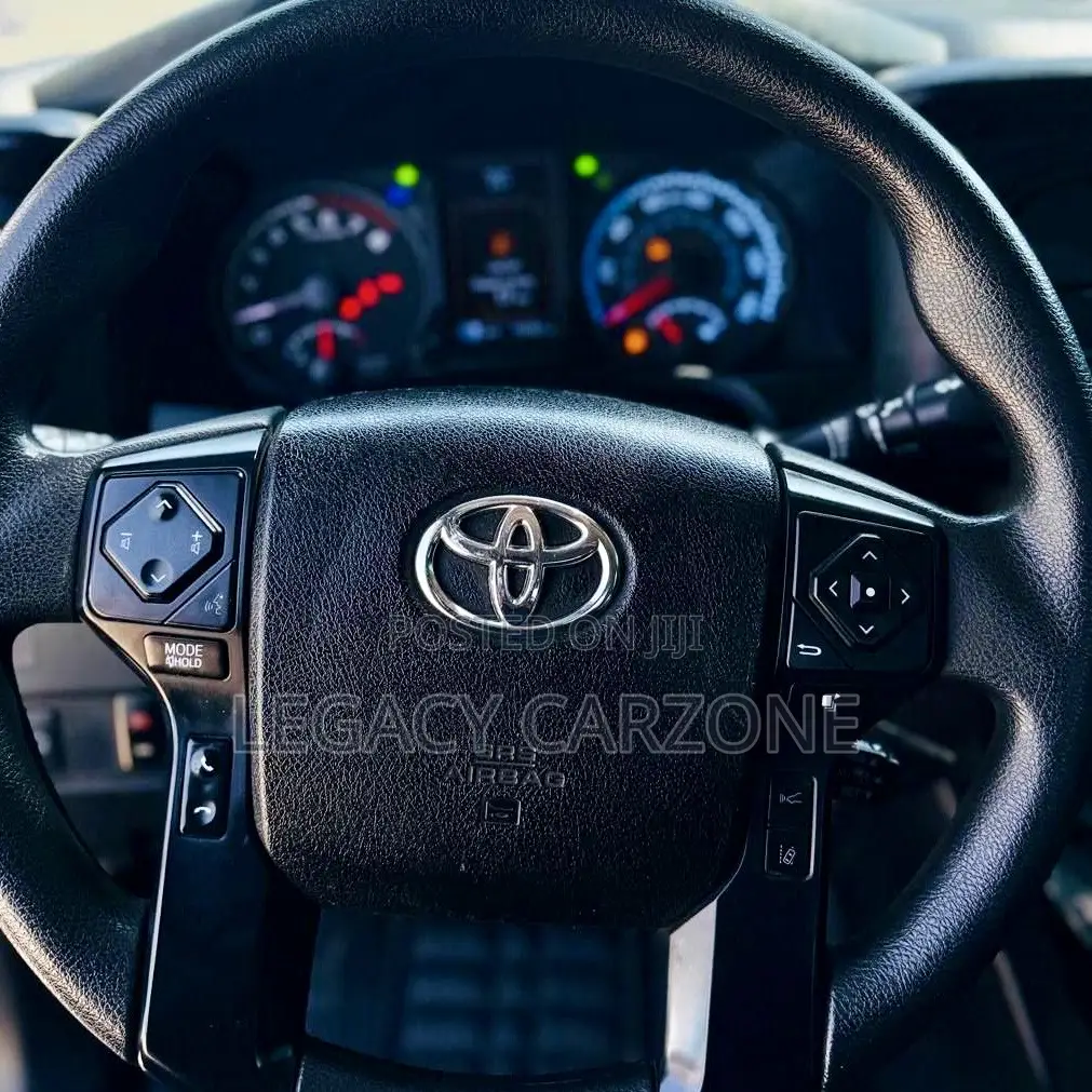 Toyota Tacoma 2021 Black