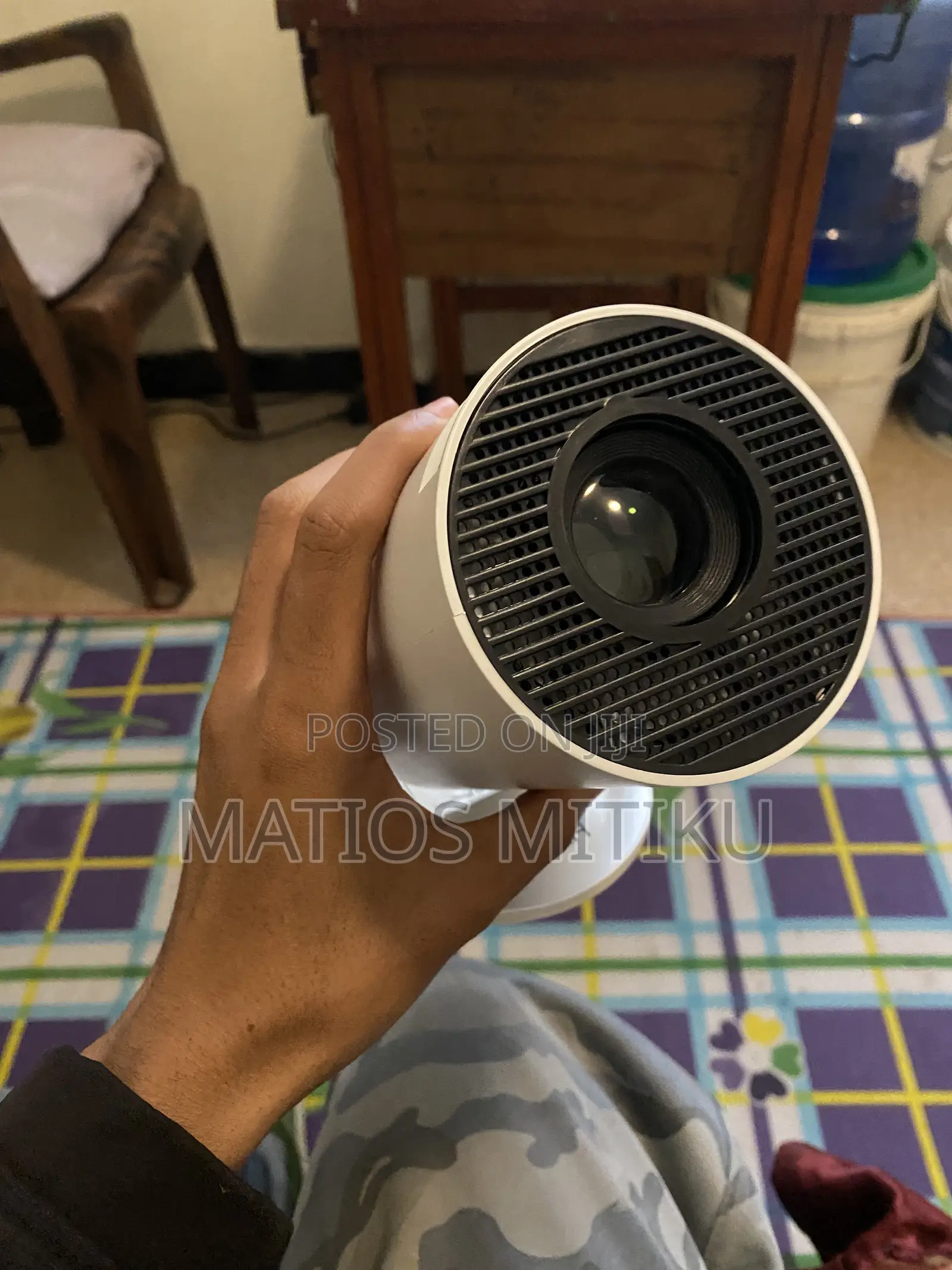 Ultra Hd- High Dynamic Range Projector