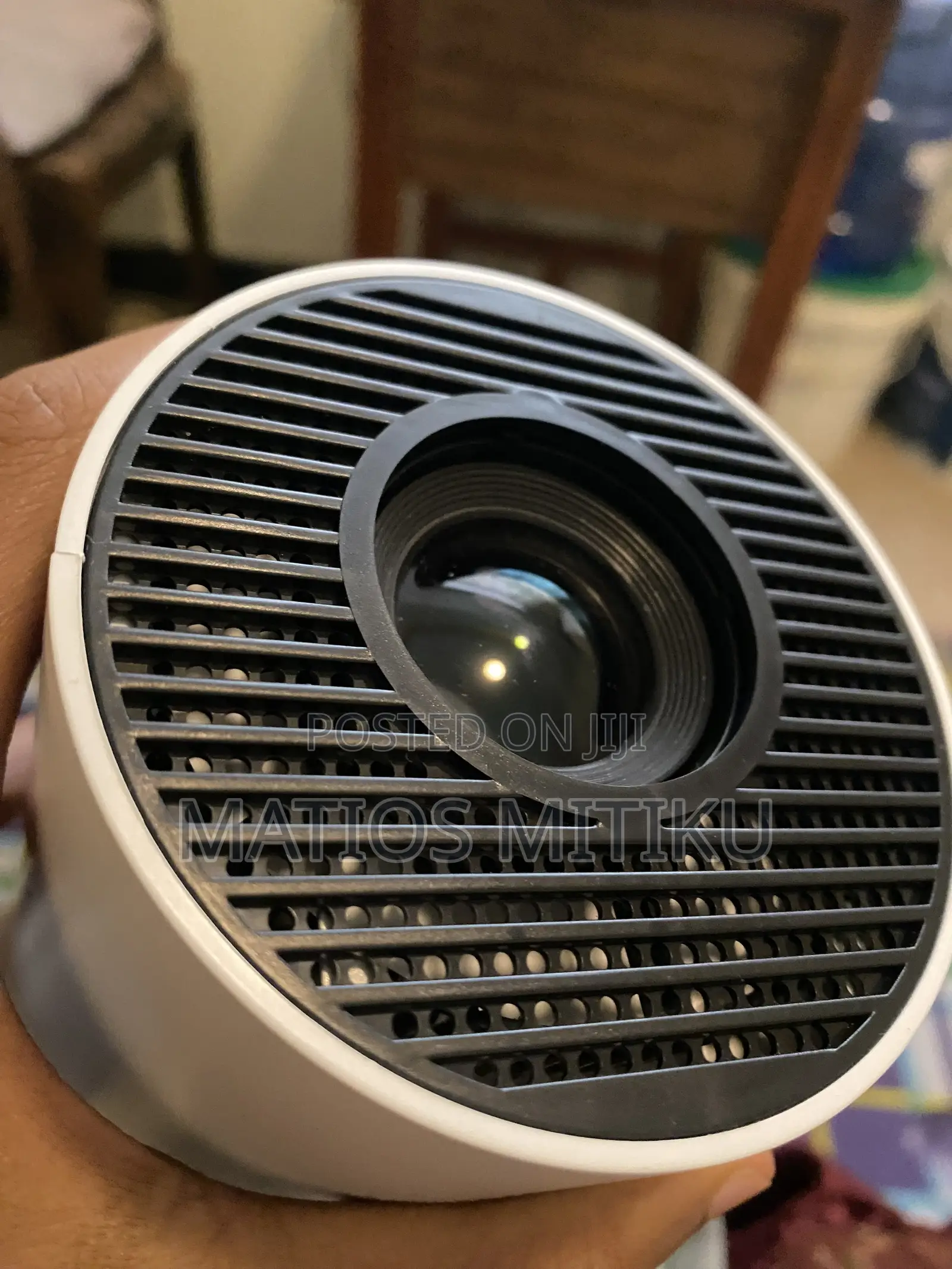Ultra Hd- High Dynamic Range Projector