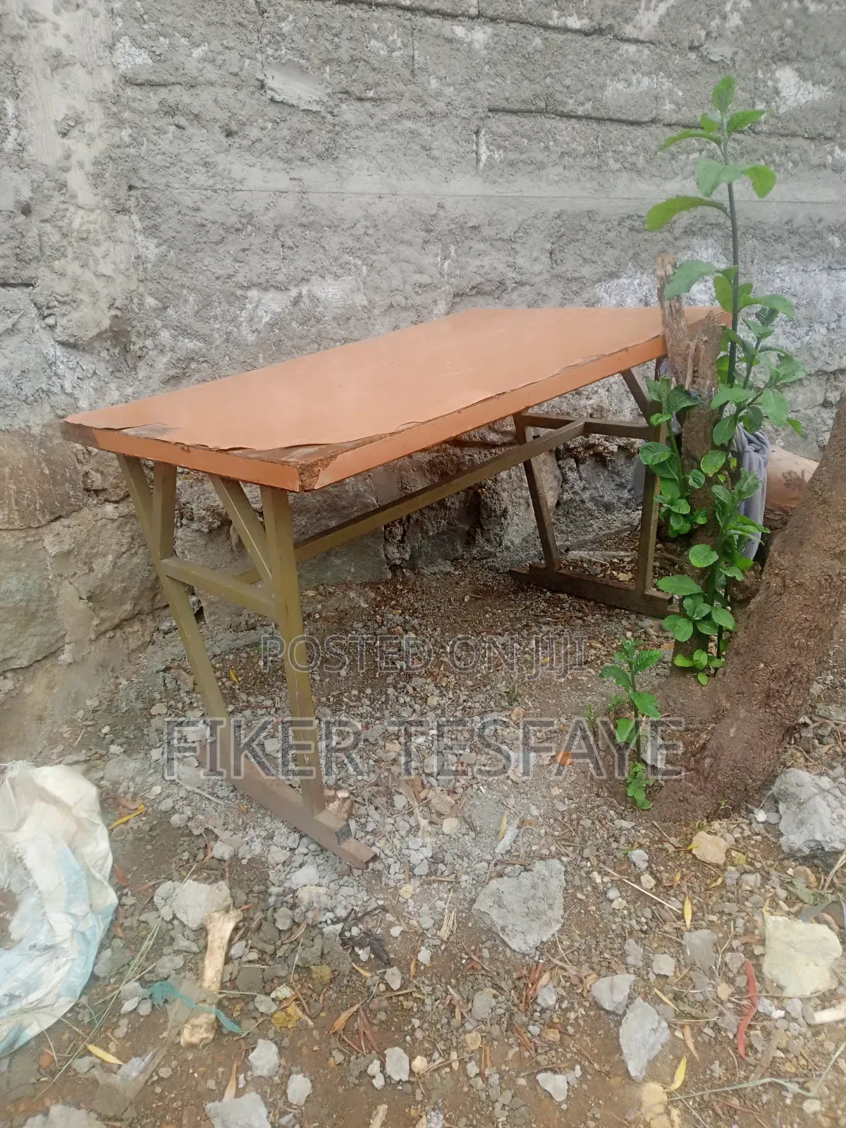 Table Large