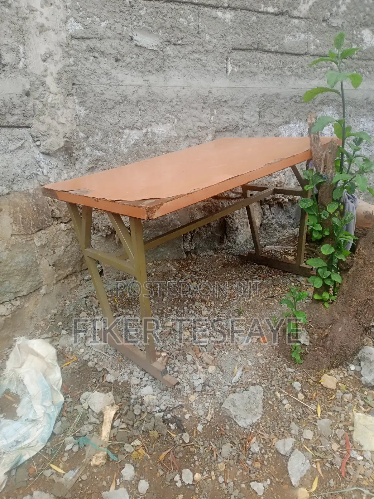 Table Large