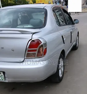 Toyota Platz 2001 Silver