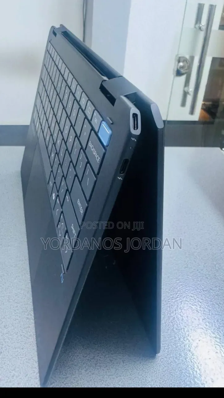 New Laptop HP OmniBook Ultra Flip 14" 16GB Intel Core Ultra 7 SSD 1T