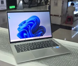 New Laptop HP EliteBook 840 G9 16GB Intel Core i5 SSD 512GB