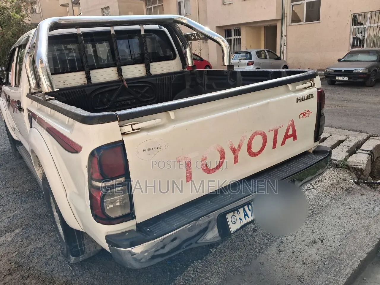 Toyota Hilux 2014 White