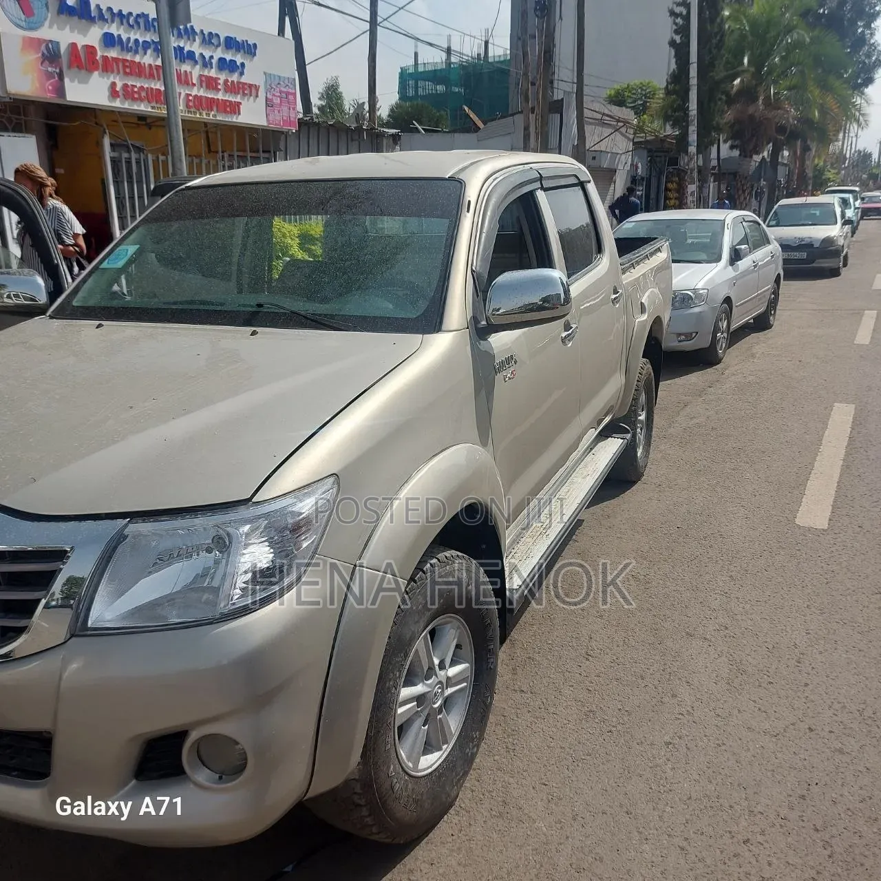 Toyota Hilux 2010 Gray
