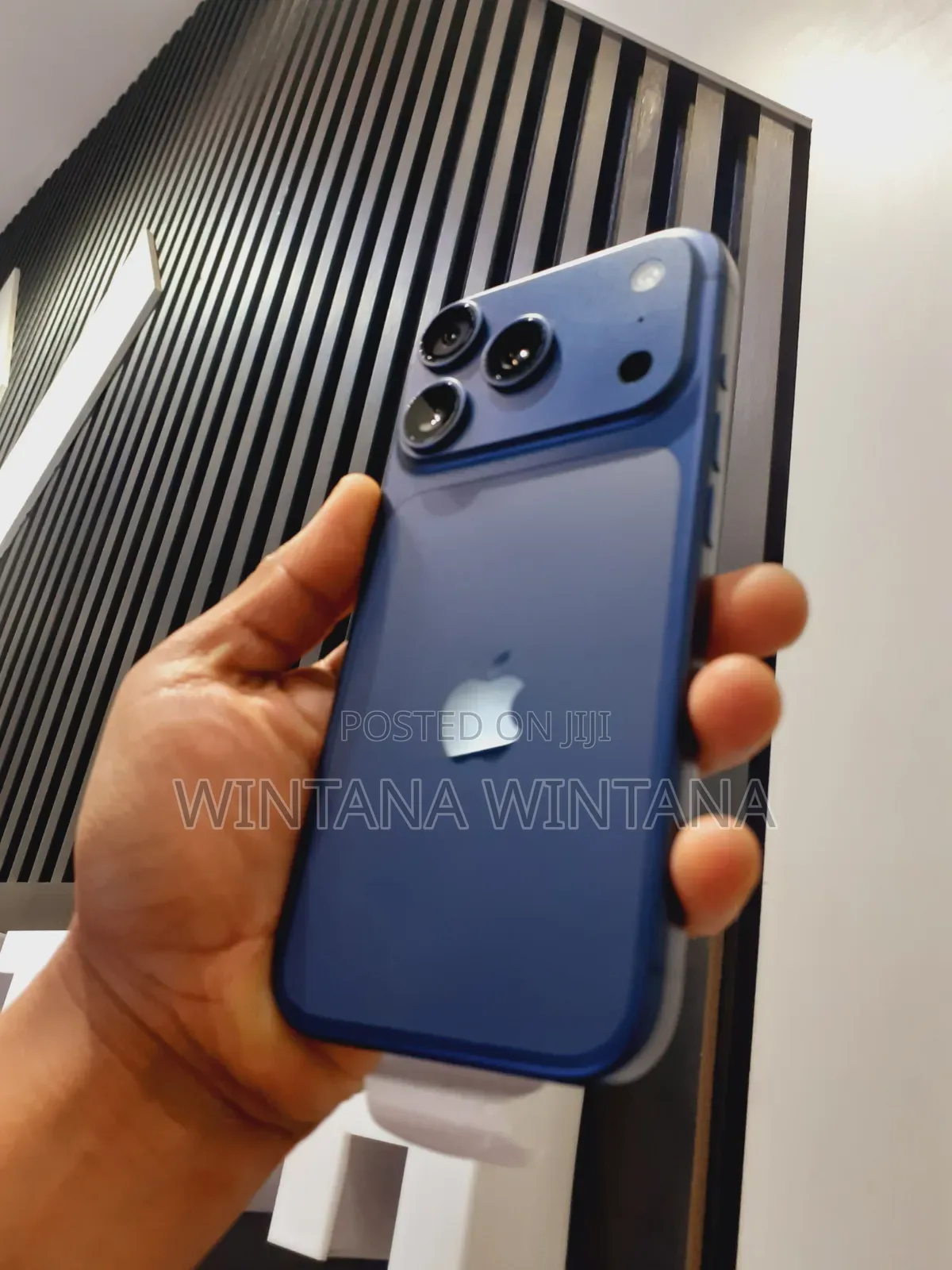 New Apple iPhone 17 Pro 256 GB Blue