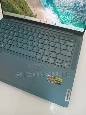 New Laptop Lenovo 16GB AMD Ryzen 7 SSD 512GB