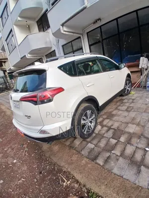 Toyota RAV4 2018 White