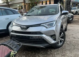 Toyota RAV4 2019 Silver