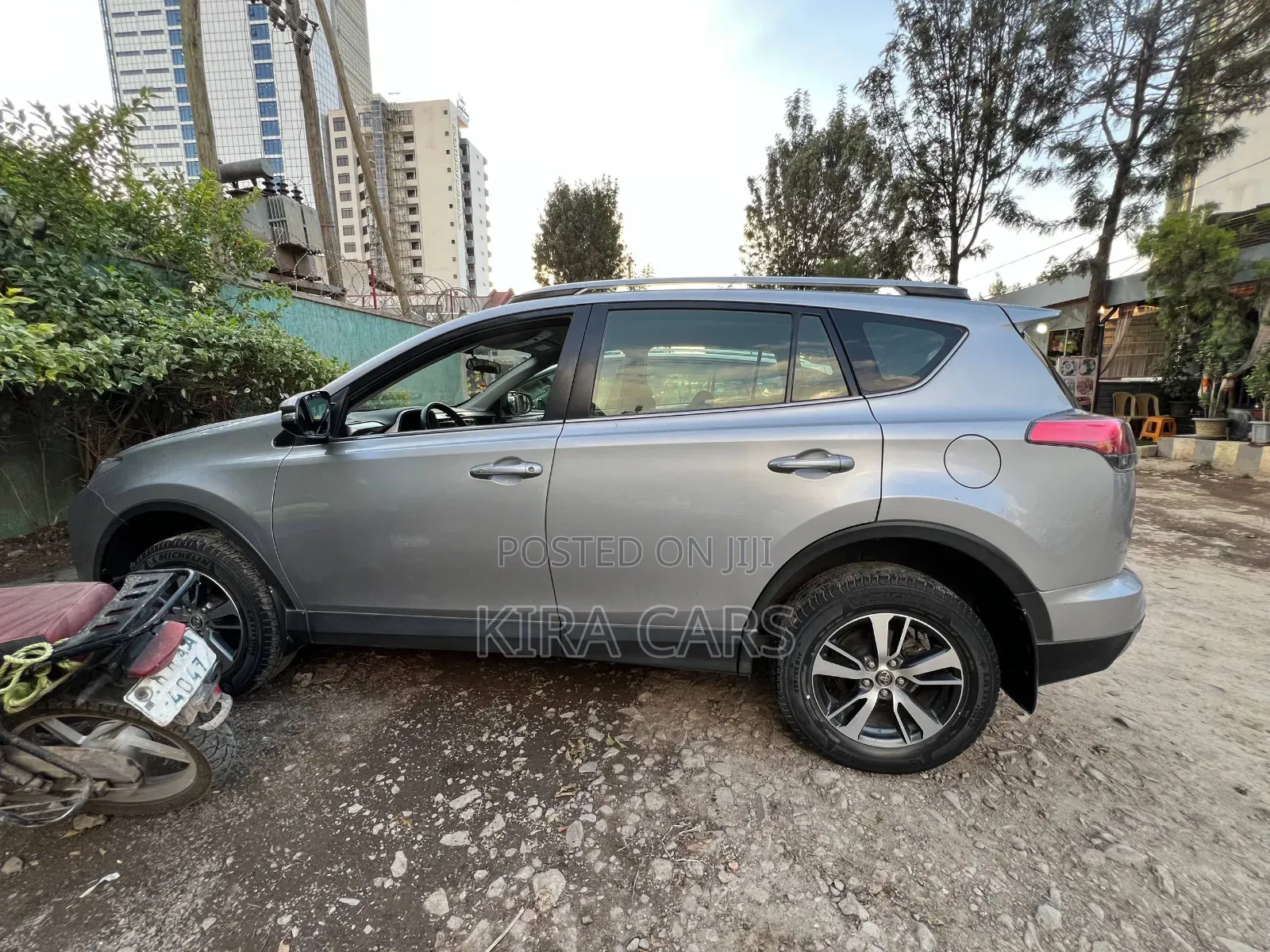 Toyota RAV4 2019 Silver