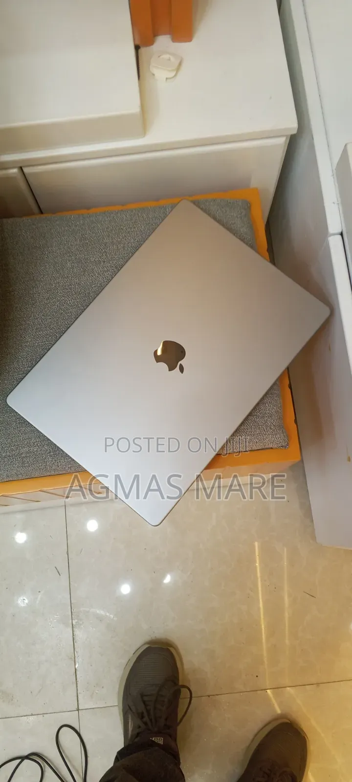 New Laptop Apple MacBook Pro 2021 M1 32GB Apple M1 Pro SSD 512GB