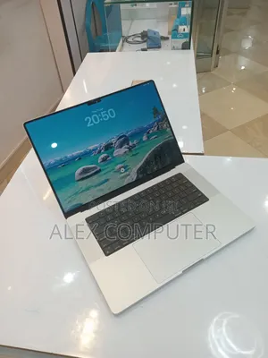 New Laptop Apple MacBook Pro 32GB Apple M1 Max SSD 1T