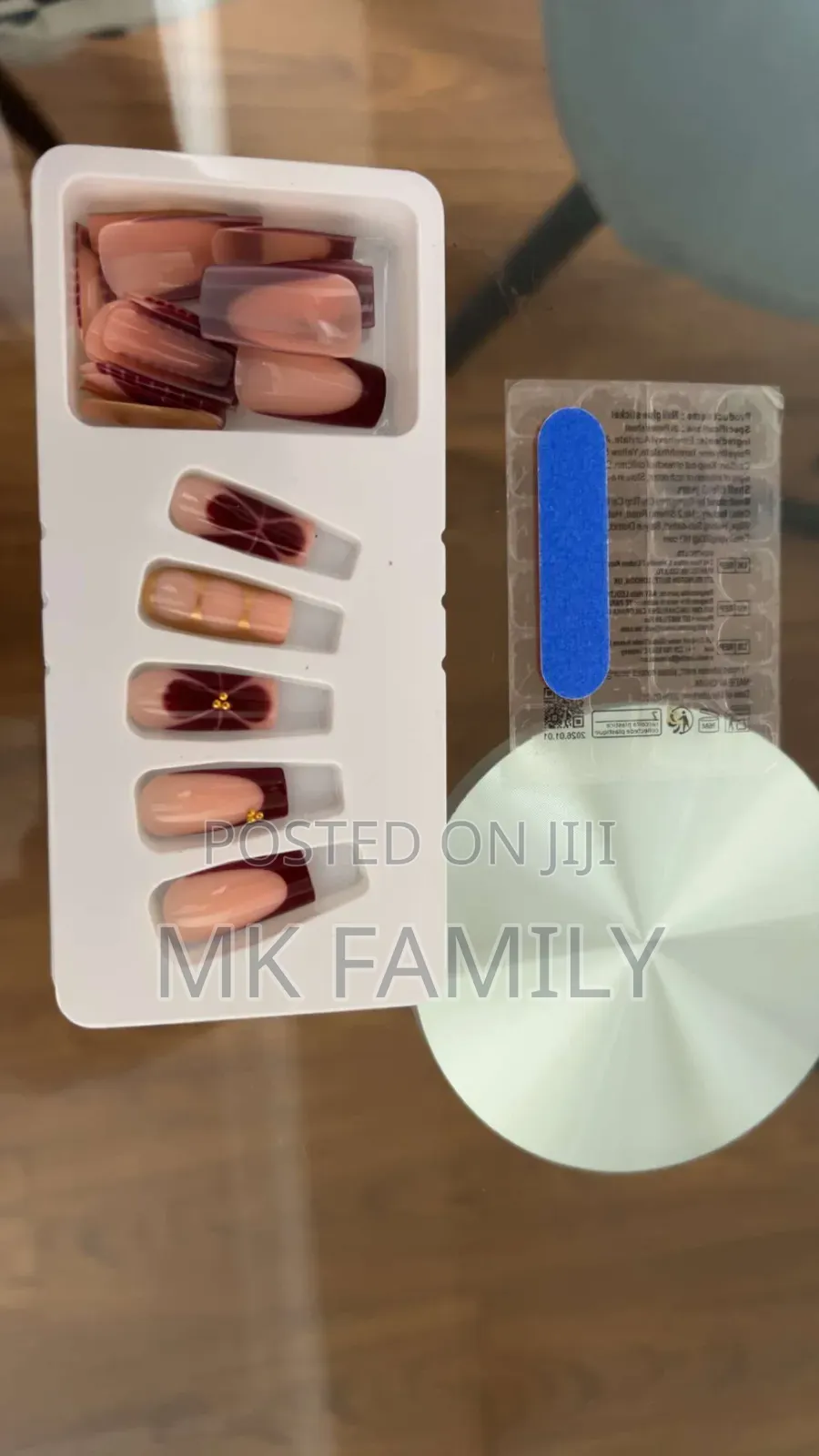 Press-on-Nail