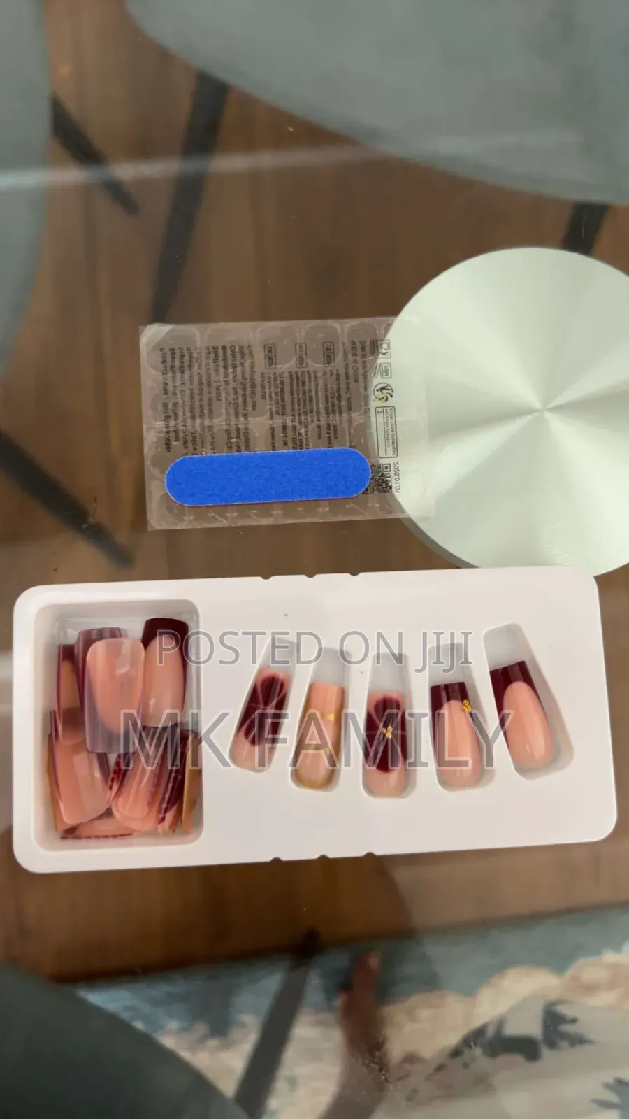Press-on-Nail