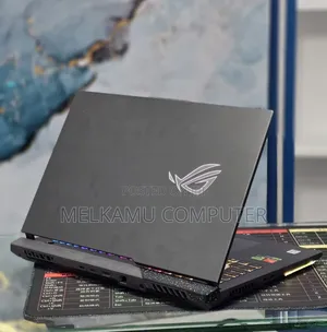 New Laptop Asus ROG Strix G17 16GB AMD Ryzen 9 SSD 1T