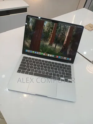 New Laptop Apple MacBook Air 2025 M4 16GB Apple M4 SSD 256GB