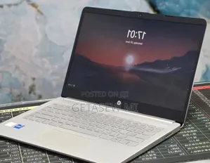 New Laptop HP Stream Notebook 8GB Intel Core i5 SSD 256GB