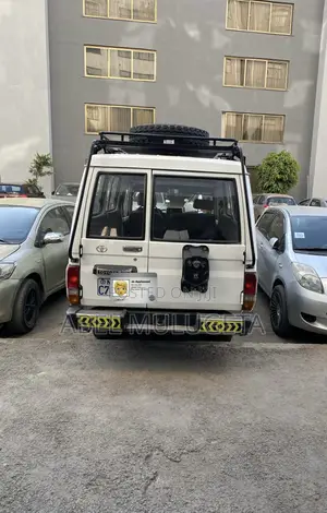Toyota Land Cruiser 70 1995 White
