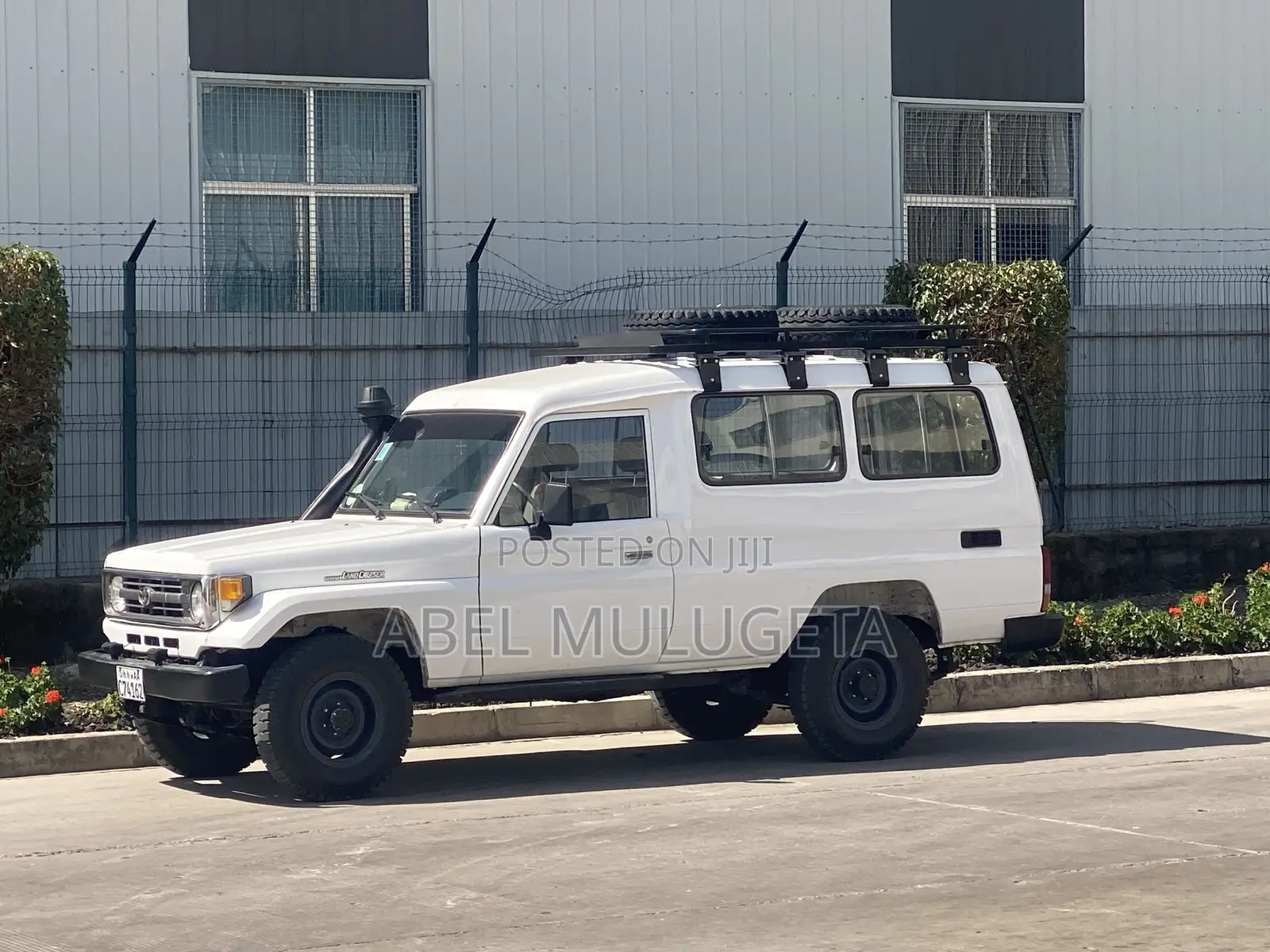 Toyota Land Cruiser 70 1995 White