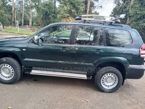 Toyota Land Cruiser Prado 2009 Green
