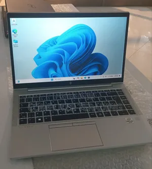 New Laptop HP EliteBook 840 G7 8GB Intel Core i5 SSD 512GB