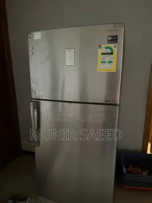 Samsung Top-Freezer Refrigerator