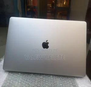 New Laptop Apple MacBook Pro 16GB Intel Core i7 SSD 256GB