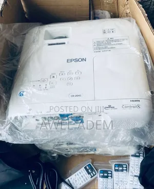 Epson -2042 3lcd Full Hd Wifi Wireless Cinema Projector 4400 Lumens