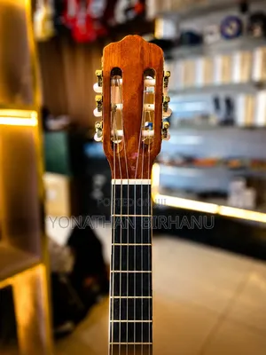 Classical/ Nylon Guitar