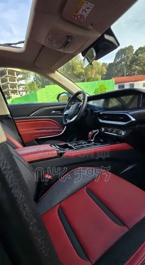 Bestune T77 1.2 FWD 2021 Red