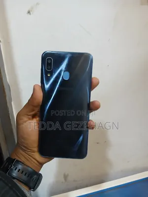 Samsung Galaxy A30 64 GB Blue