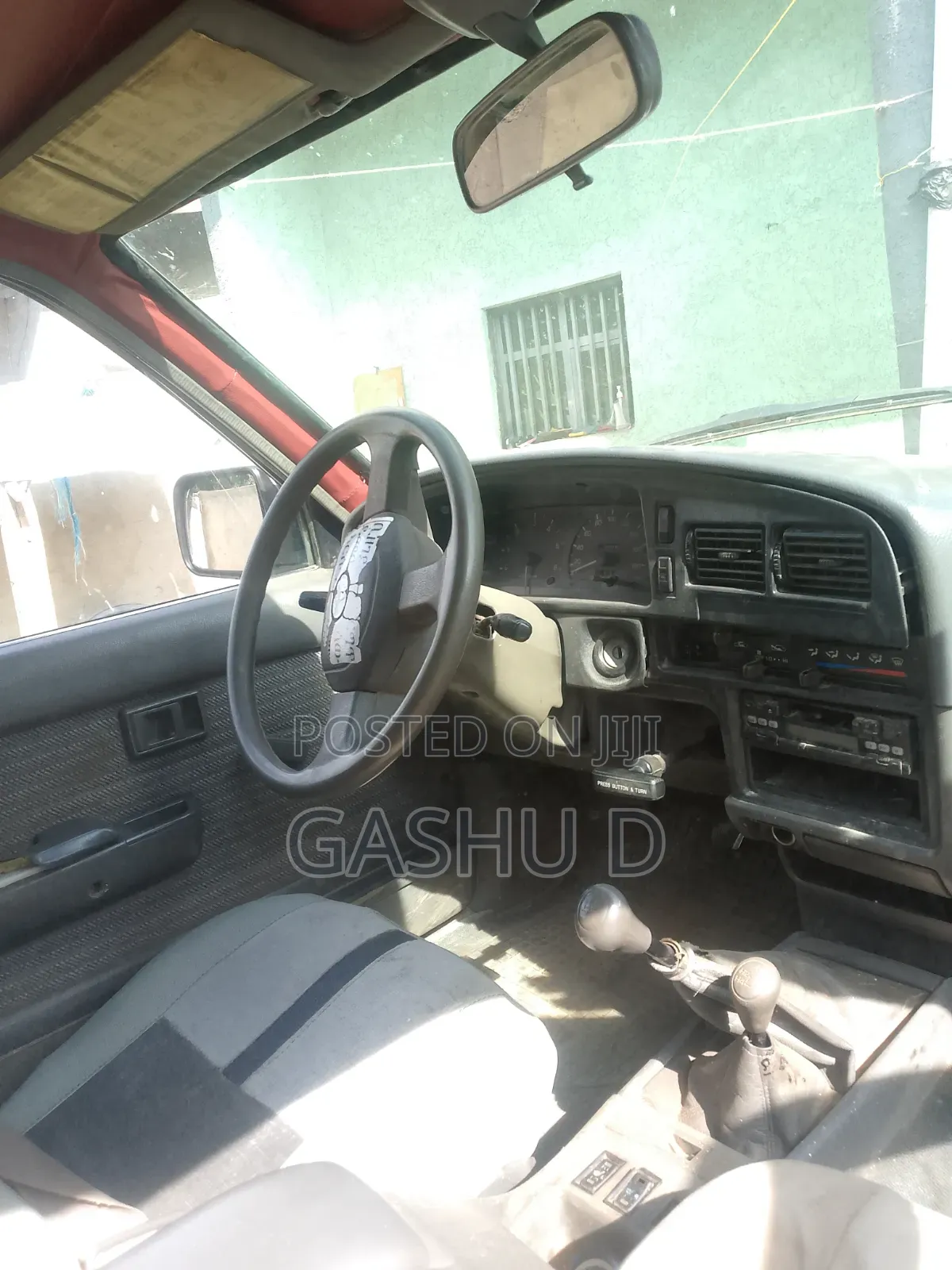 Toyota Hilux 1996 White